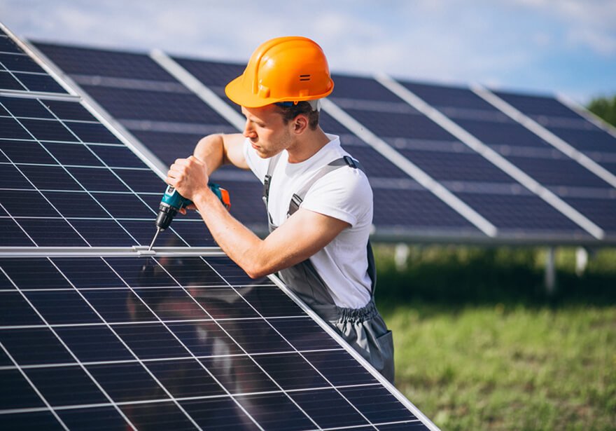 Solar Panel Maintenance: How to Keep Your System Performing Efficiently